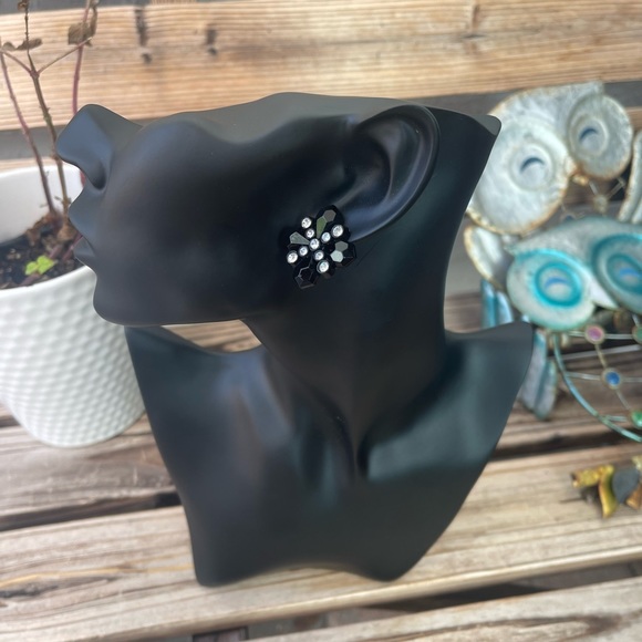 Sale‼️Beaded Black Earrings  Crossed with Rhinestones - Picture 4 of 5